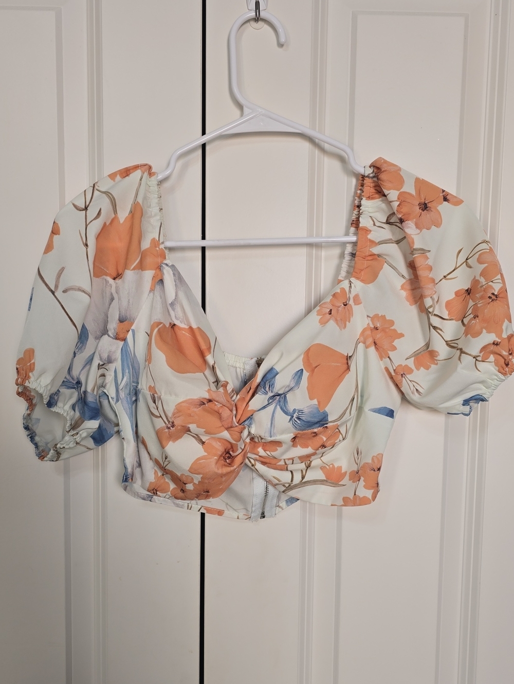 Floral Puff-Sleeve Crop Top - Peach Floral